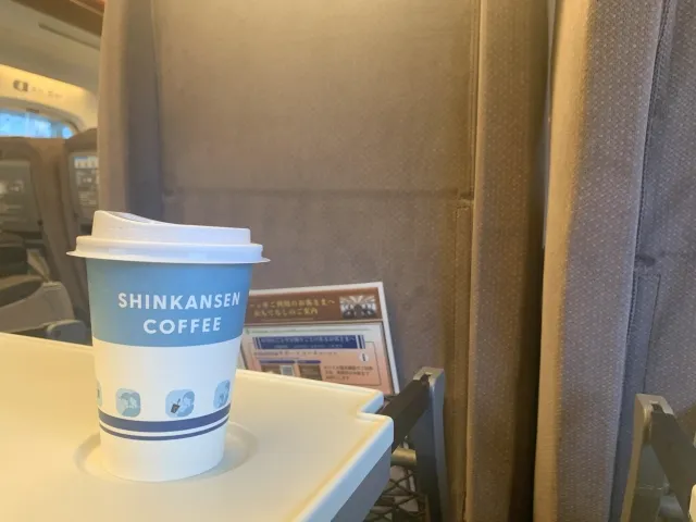 【朝の新幹線】始発列車だけの特別な体験：澄んだ空気、朝日、最高のコーヒー時間
