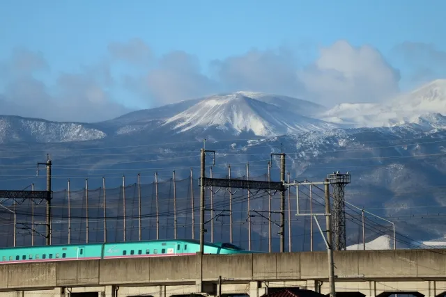 東北新幹線を走るやまびこ（東京〜新青森区間）